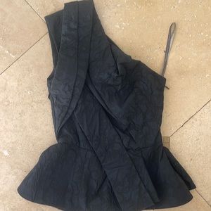 Monique Lhuillier navy silk one shoulder peplum top